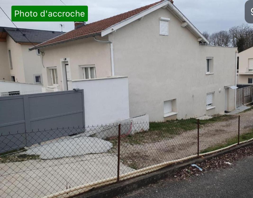 Stade Ol Et Grand Large Decines-Charpieu Bagian luar foto